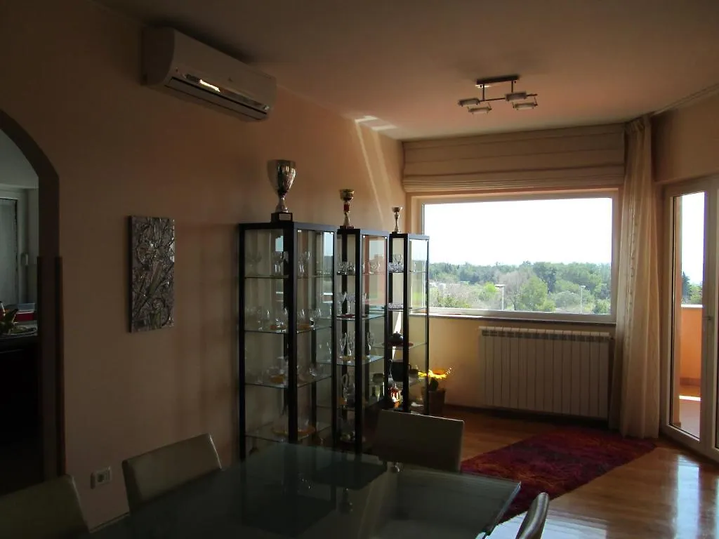 Apartments Villa Fernetich Premantura
