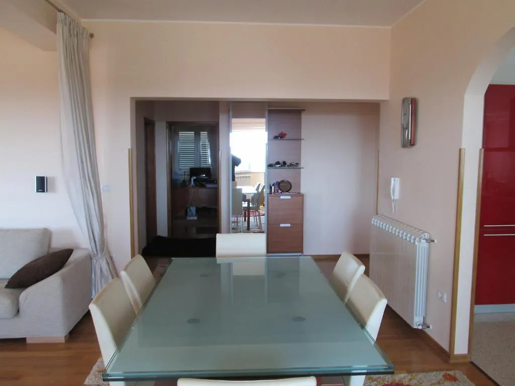 Apartments Villa Fernetich Premantura