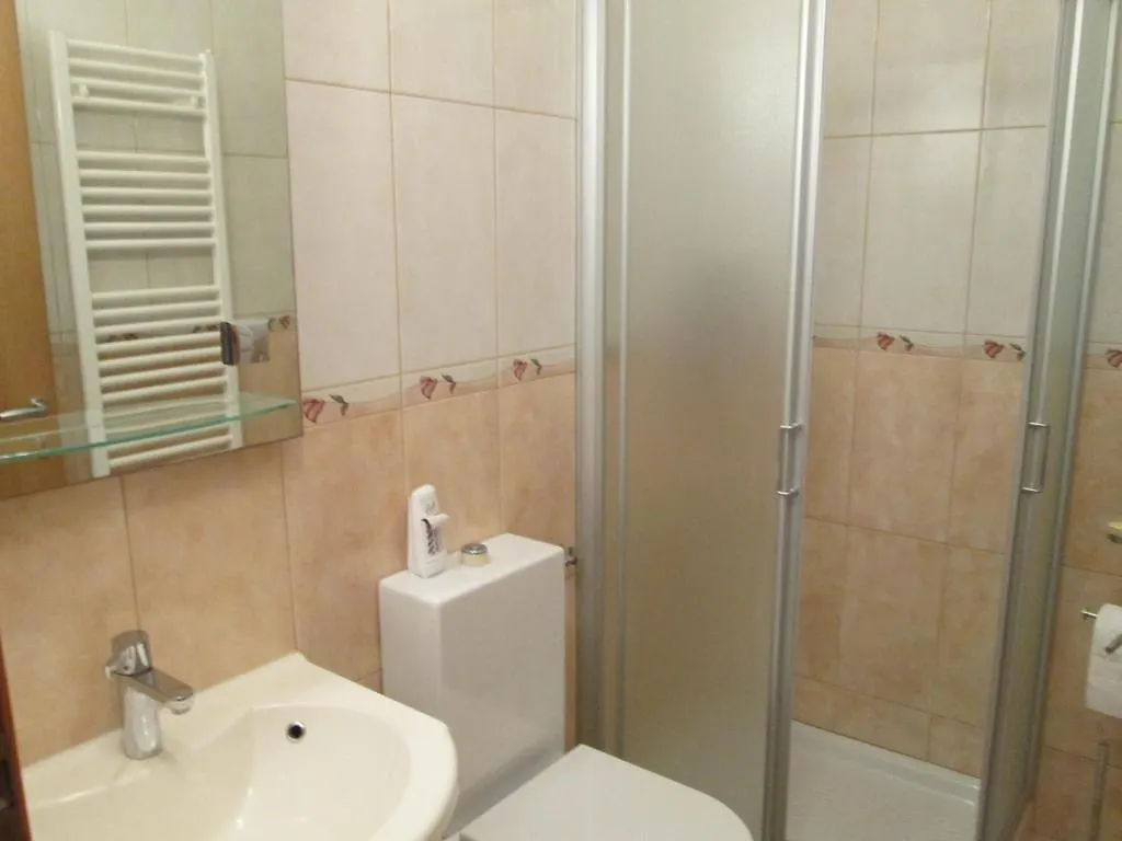 Apartments Villa Fernetich Premantura 0*,