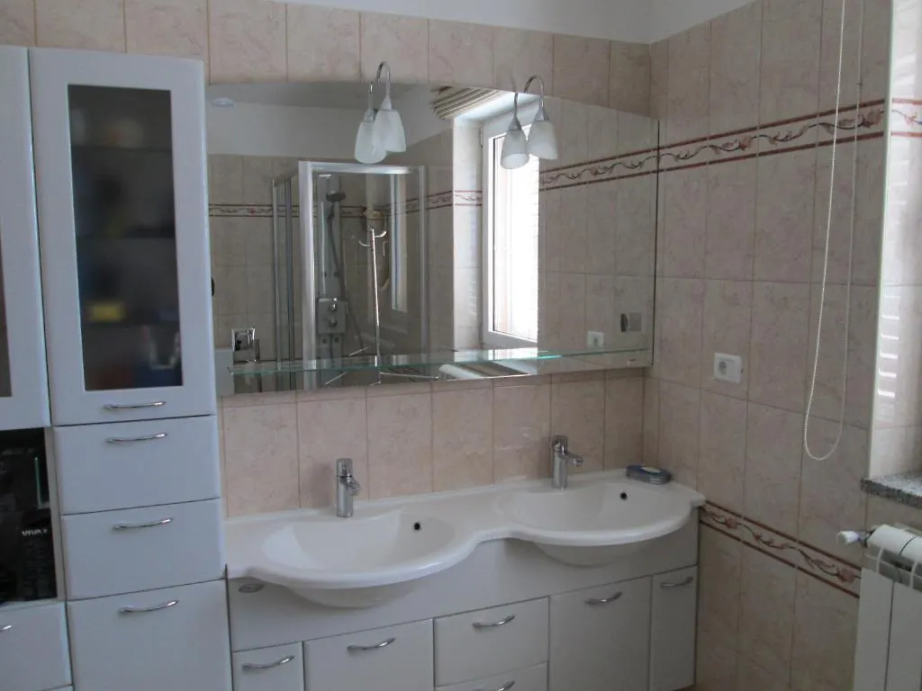 Apartments Villa Fernetich Premantura