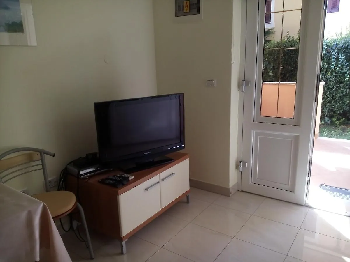Apartments Villa Fernetich Premantura Croatia