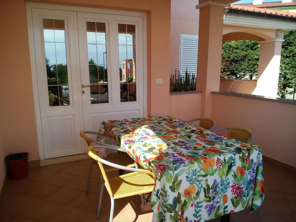 Apartments Villa Fernetich Premantura